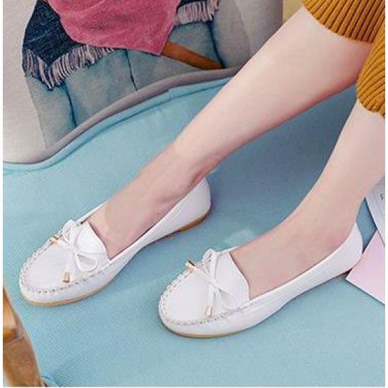 Sophisticated White Loafers with Durable Sole image
