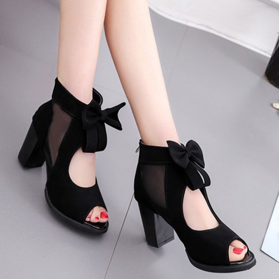 Elegant Black Heeled Sandals Bow Accents for Sophisticated Evening Outfits image