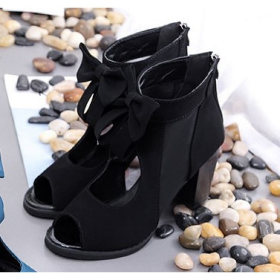 Elegant Black Heeled Sandals Bow Accents for Sophisticated Evening Outfits image