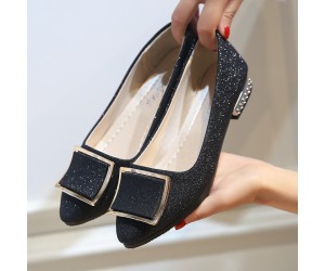 Dazzling Glittered Ballet Flats Black Accents Perfect for Evening Elegance