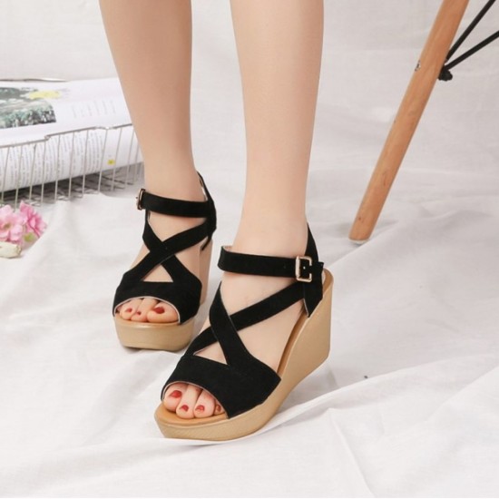 Versatile Espadrille Wedge Sandals with Cross-Strap Design Black image