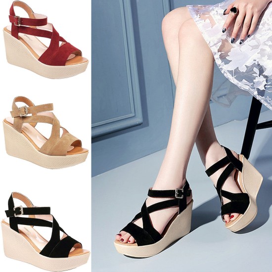 Versatile Espadrille Wedge Sandals with Cross-Strap Design Brown image