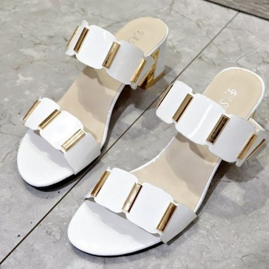 Sophisticated Gold Buckle Flat Sandals in Monochrome Palette White image