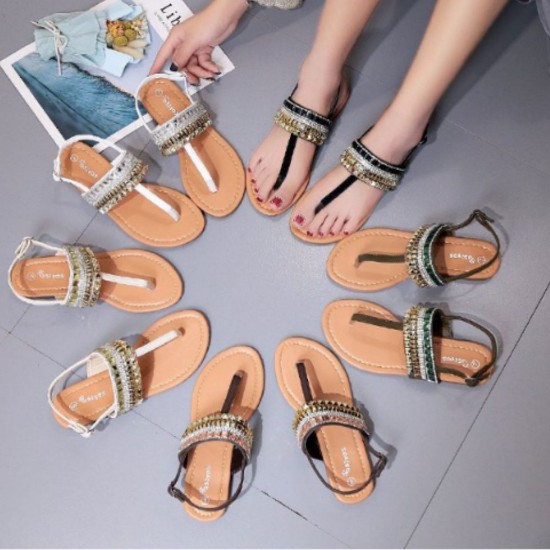 Artisanal Embroidered Summer Cream Sandals with Unique Strap Design image