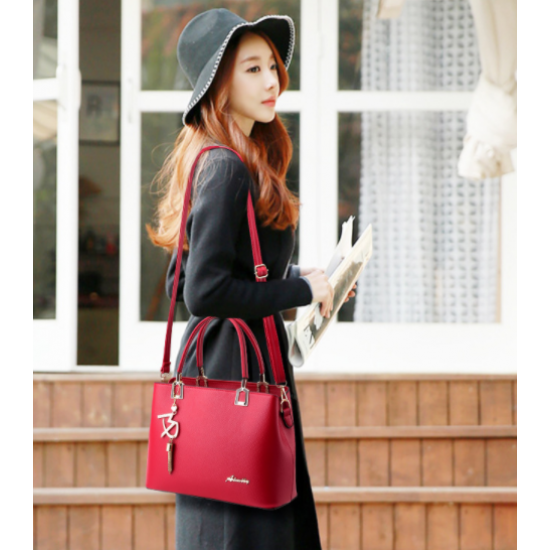 Pure Red Color Women Exclusive Design Messenger Handbag
