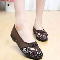 Vibrant Brown Casual Shoes with Embroidered Insole