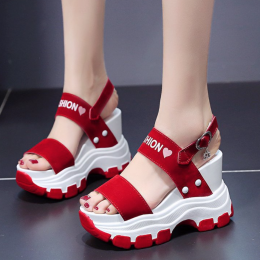 Modern Chunky Platform Red Sandals with Fashion Strap and Heart Motif